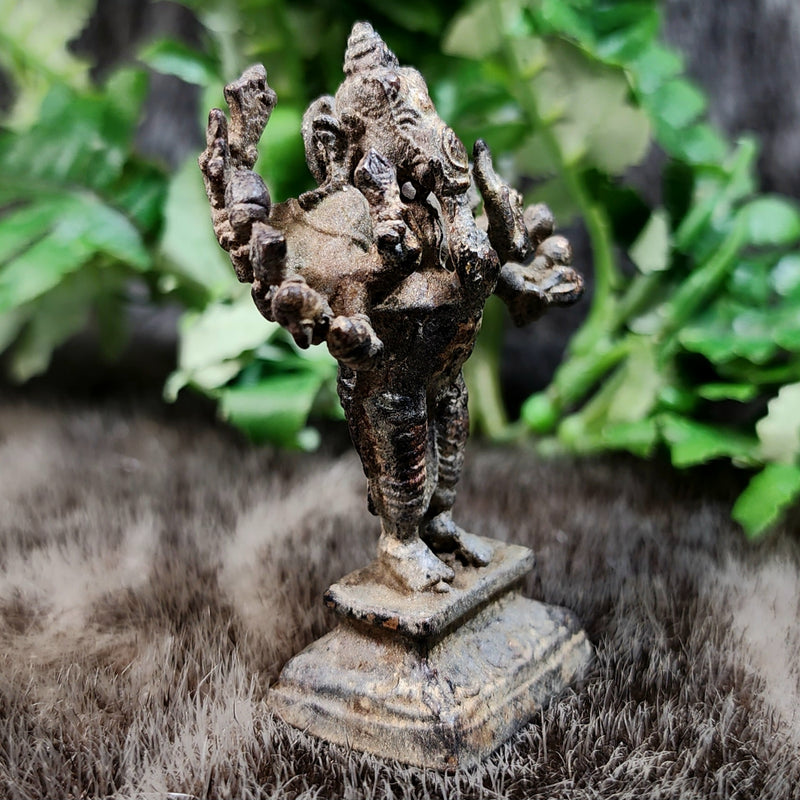 Antique Ganesha Figurine (15-17th Century)