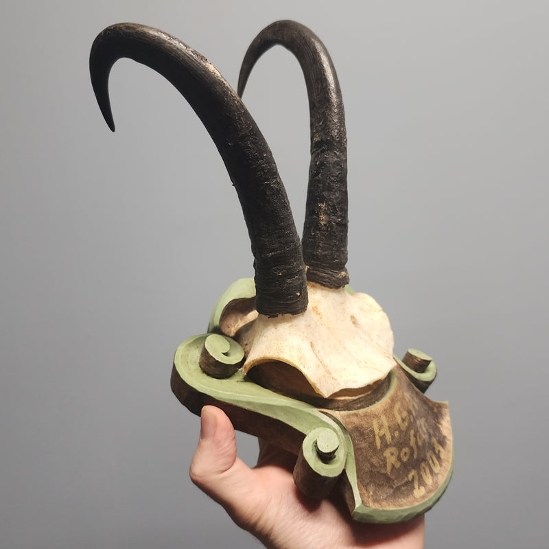 Chamois Horn Mount B