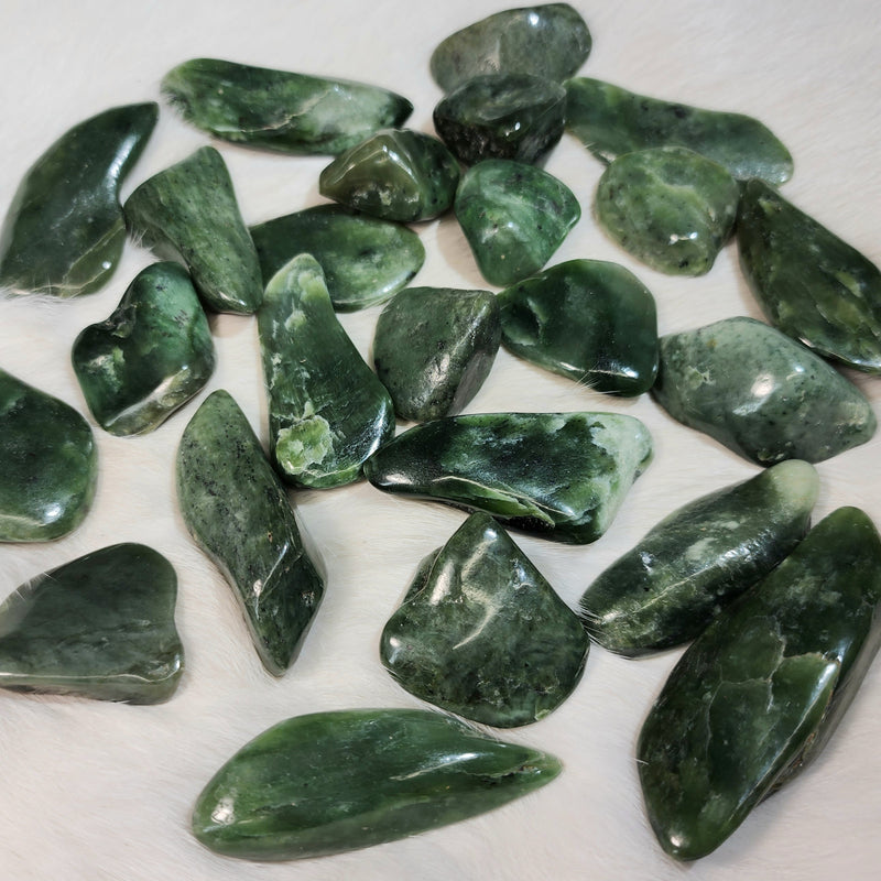 Jade, Nephrite (1.5")