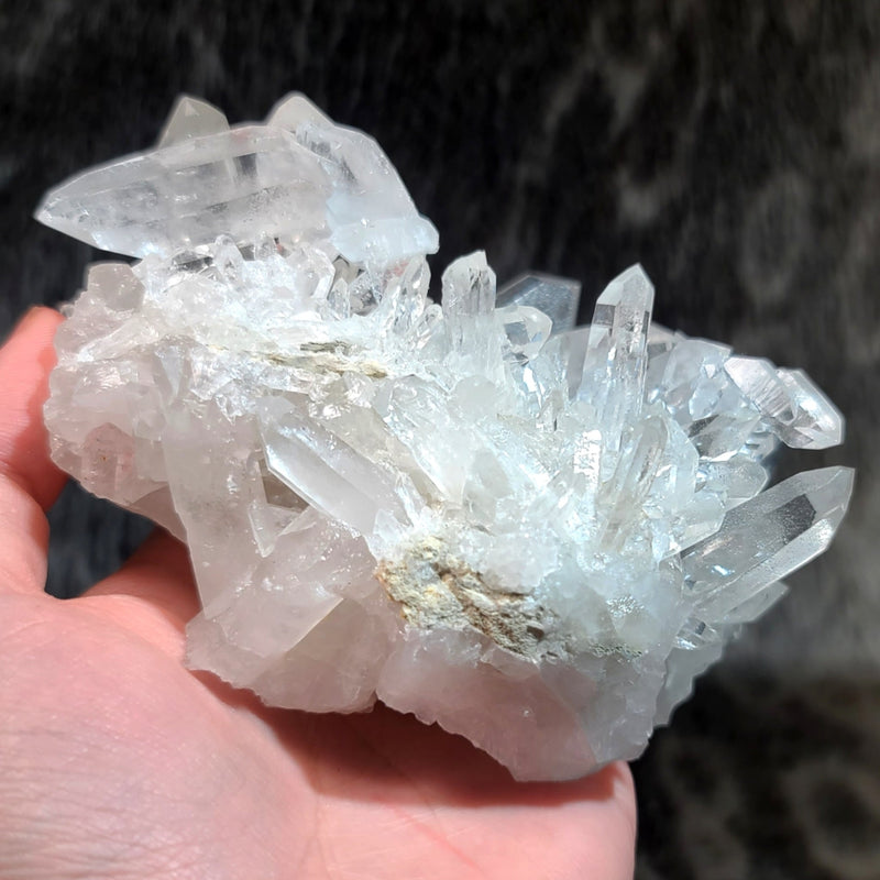 Arkansas Quartz Crystal Cluster, L (5.25")